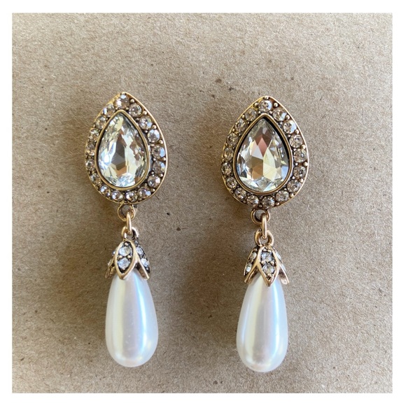 Vintage teardrop pearl earrings - Picture 6 of 10